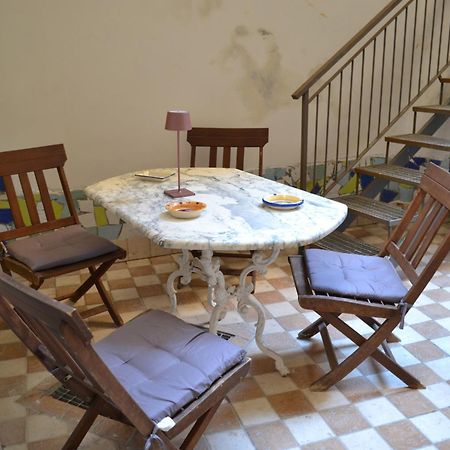 Bed and Breakfast Residenza Suor Orsola Neapel Exterior foto