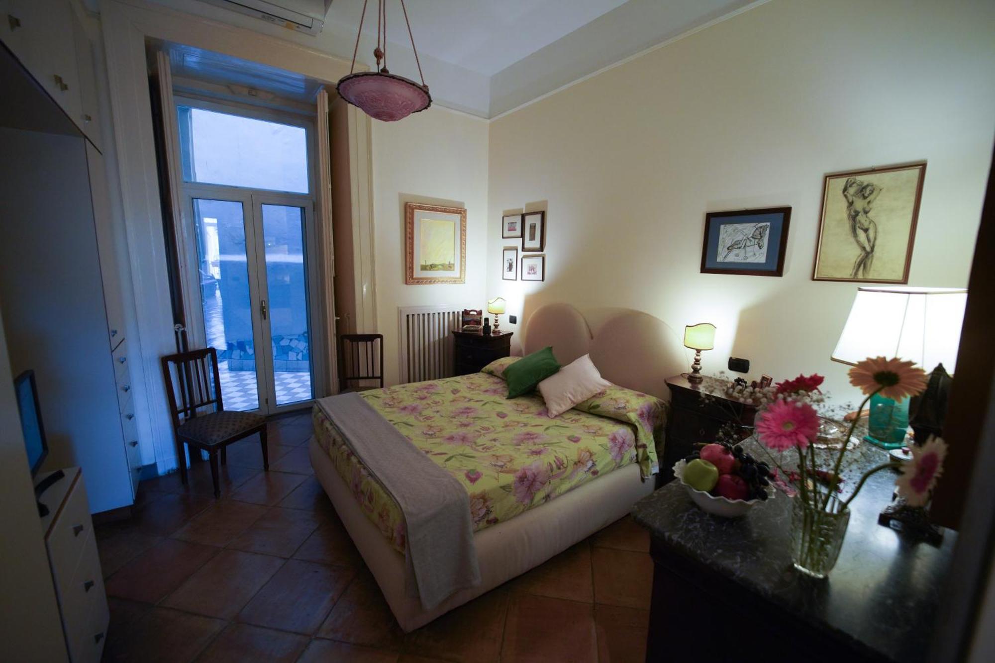 Bed and Breakfast Residenza Suor Orsola Neapel Exterior foto
